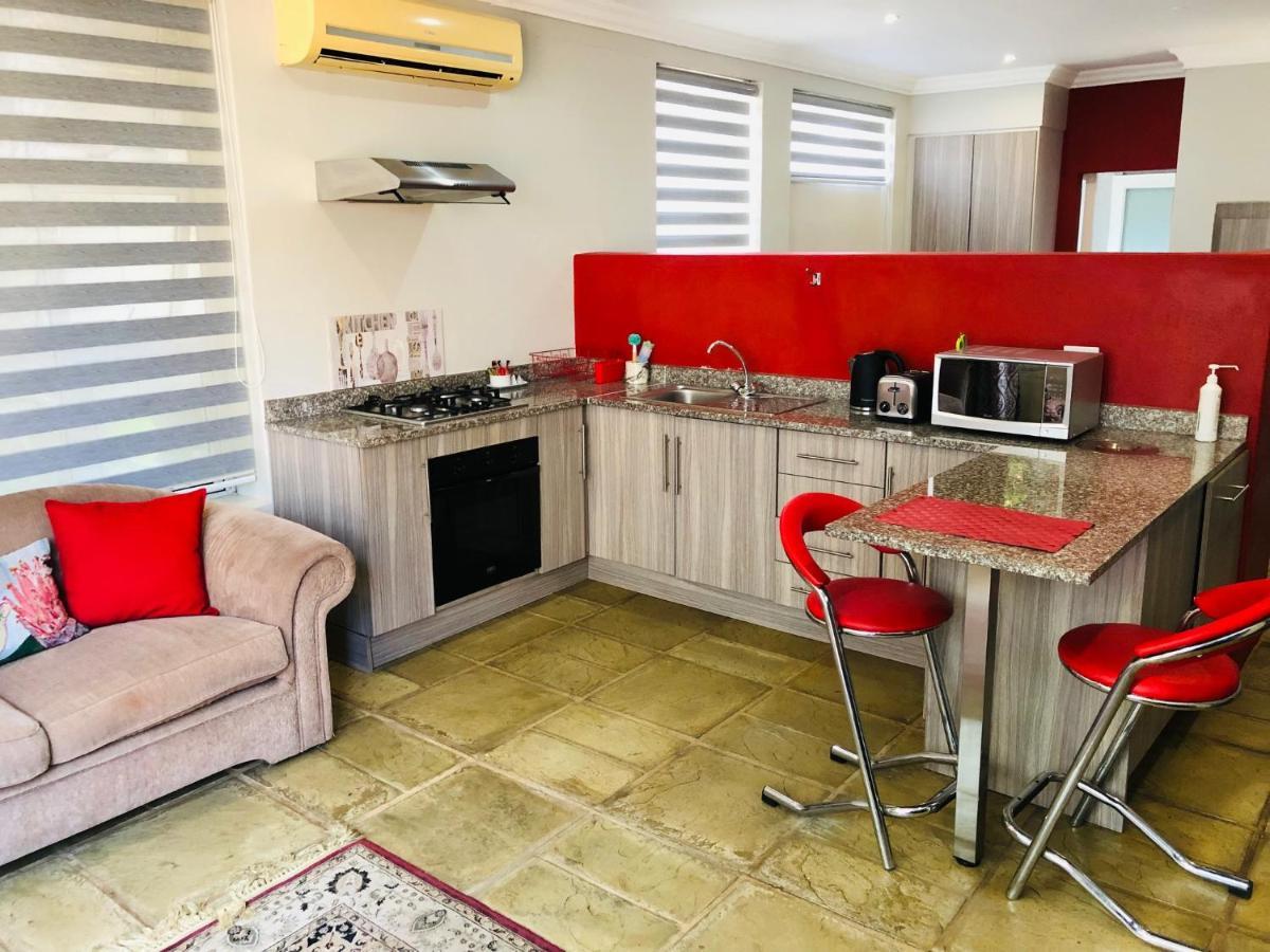 314 On Clark Guest House Pretoria-Noord Eksteriør bilde