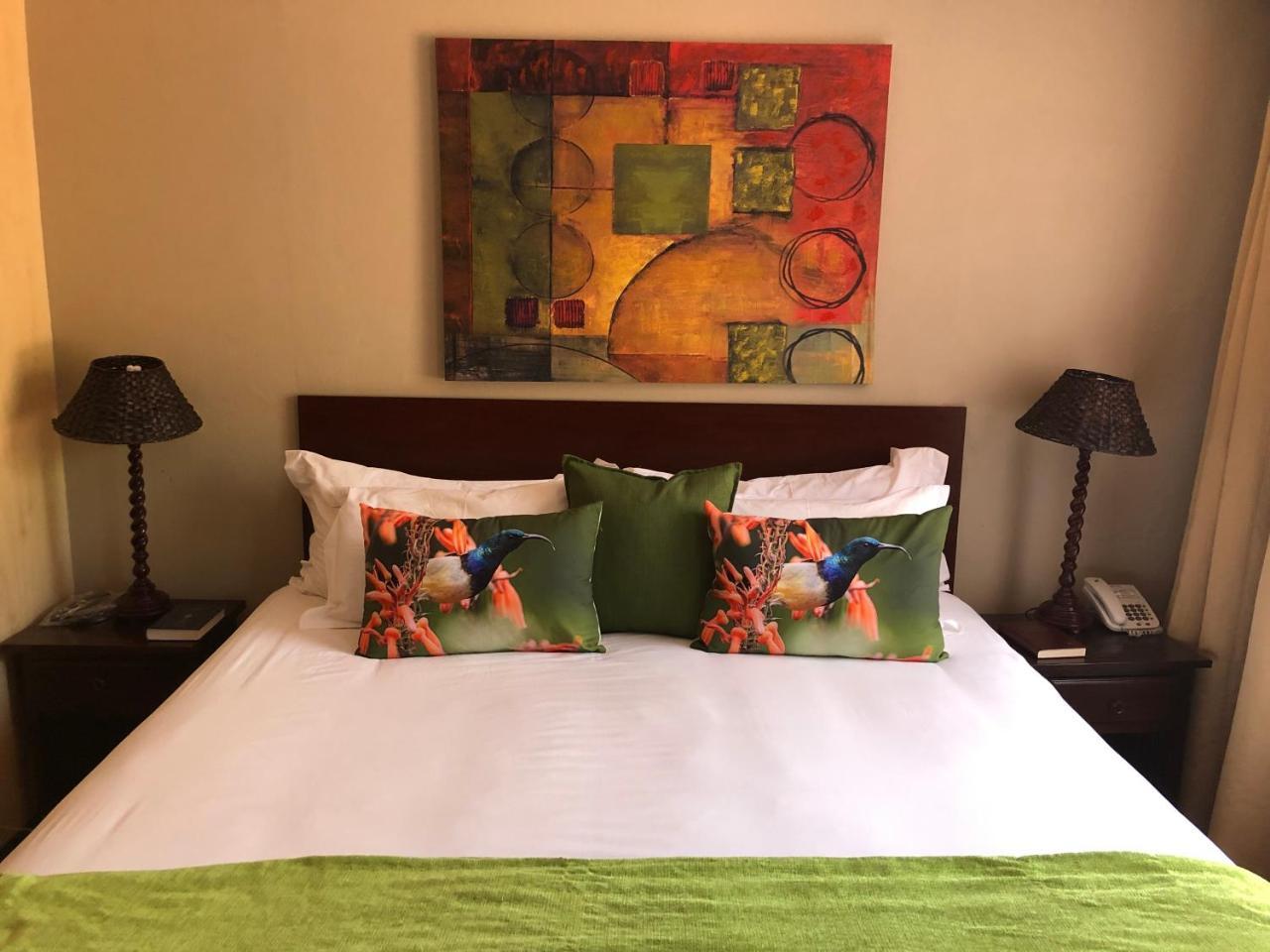 314 On Clark Guest House Pretoria-Noord Eksteriør bilde