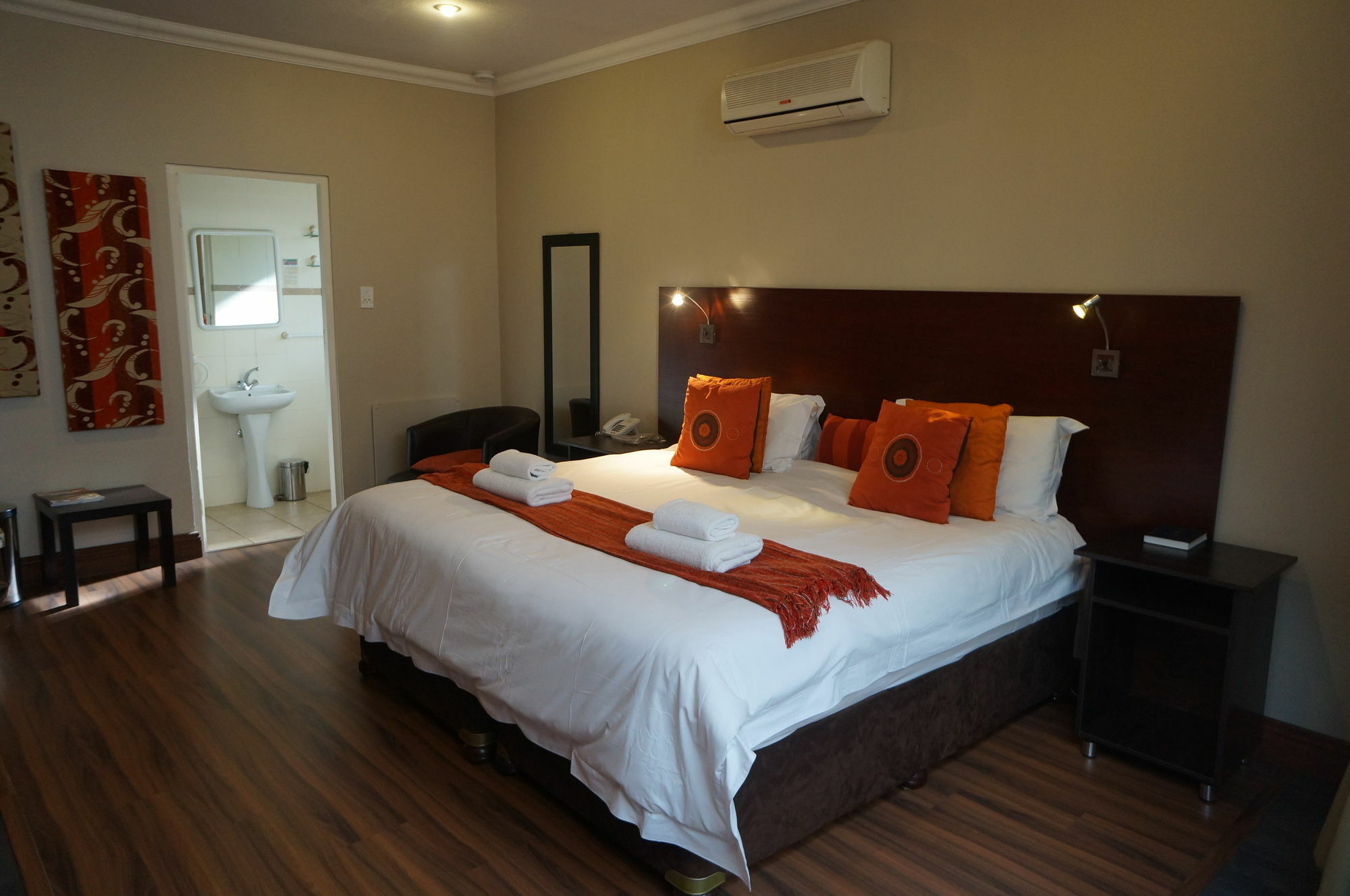 314 On Clark Guest House Pretoria-Noord Eksteriør bilde